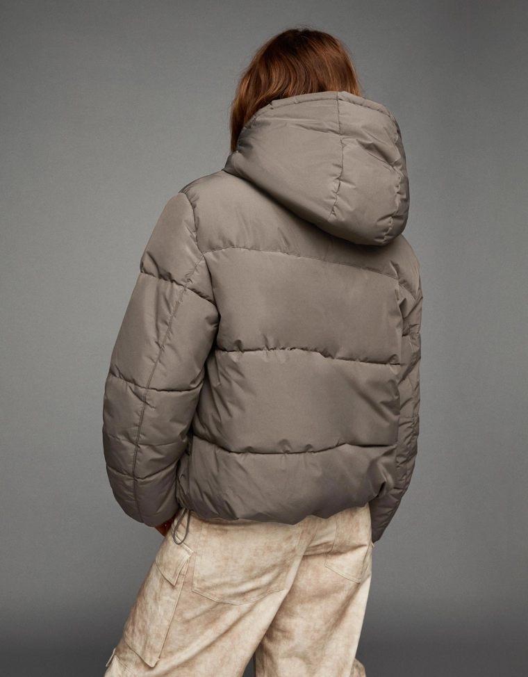 Непромокаемая, ветрозащитная и теплоизоляционная куртка-пуховик