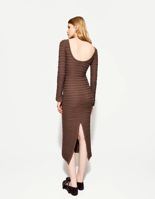 Платье миди с рельефным узором- Заказать в России