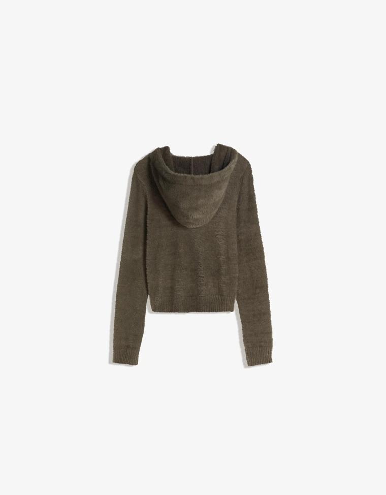 Вязаный кардиган на молнии с вышивкой