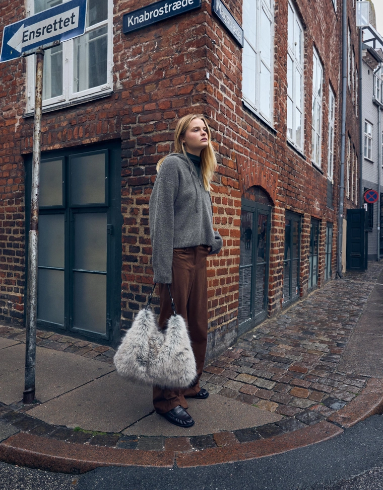 Кардиган на молнии с капюшоном