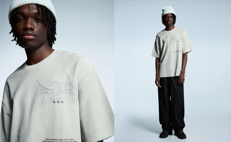 Футболка из мягкой ткани с короткими рукавами и принтом