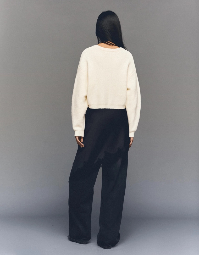 Укороченный свитер из искусственного меха