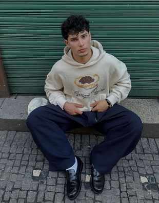 Худи с капюшоном, принтом и вышивкой- Заказать в России