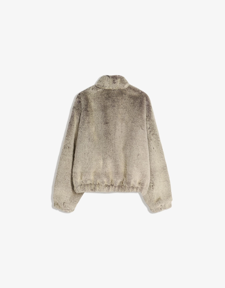 Куртка из искусственного меха