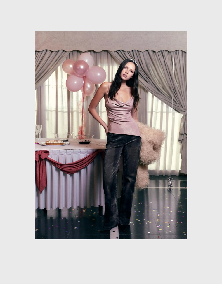 Джинсы буткат с эффектом бархата