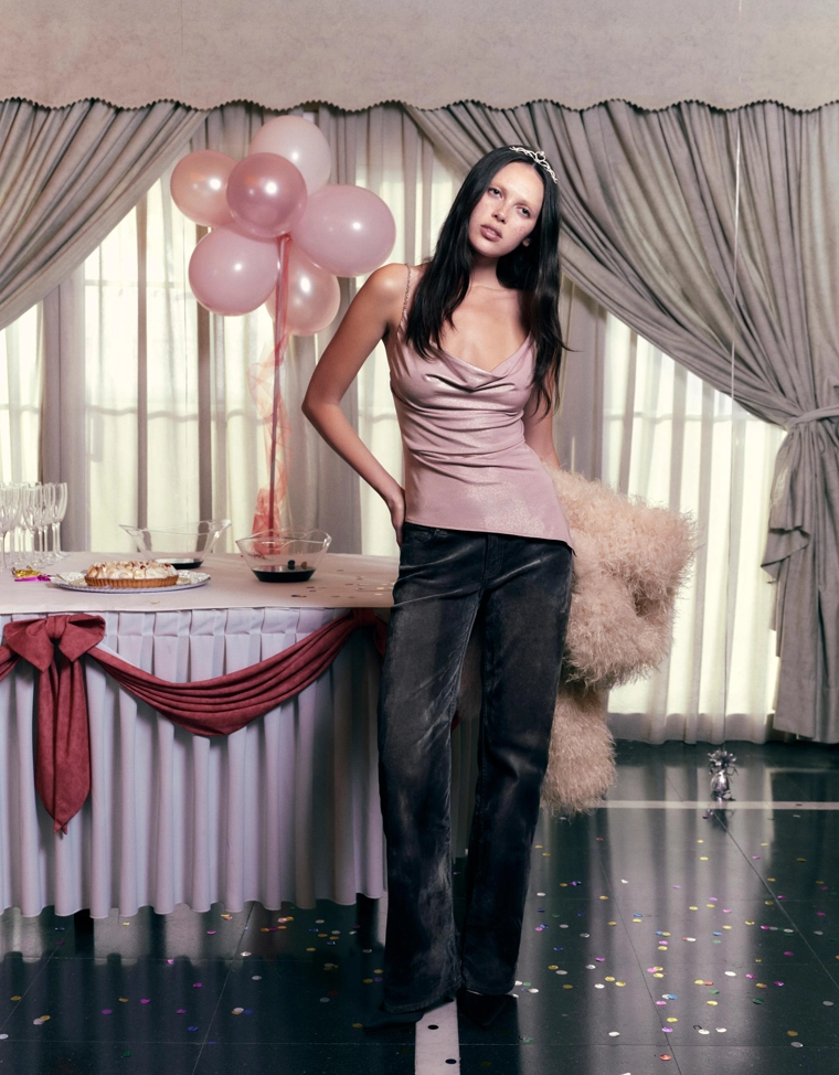 Джинсы буткат с эффектом бархата