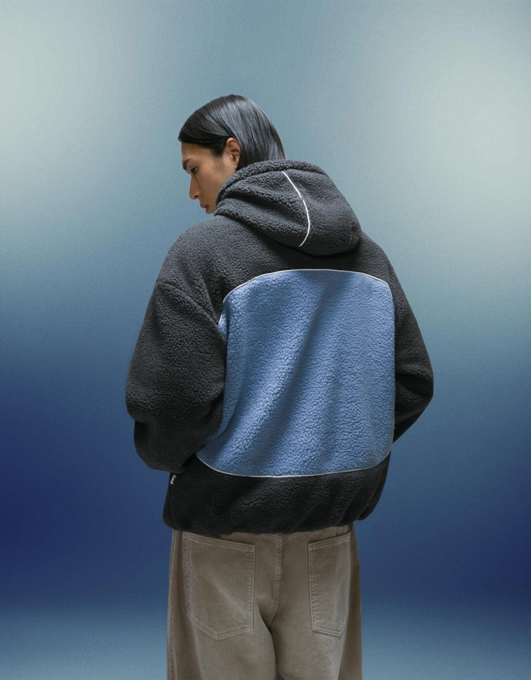 Куртка из искусственной овчины