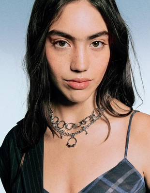 Набор из двух колье с подвеской-пирсингом, SIGNATURE EDITION- Заказать в России