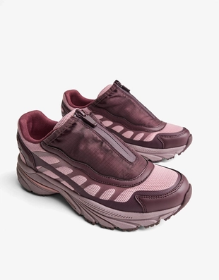 Кроссовки из разных материалов- Заказать в России