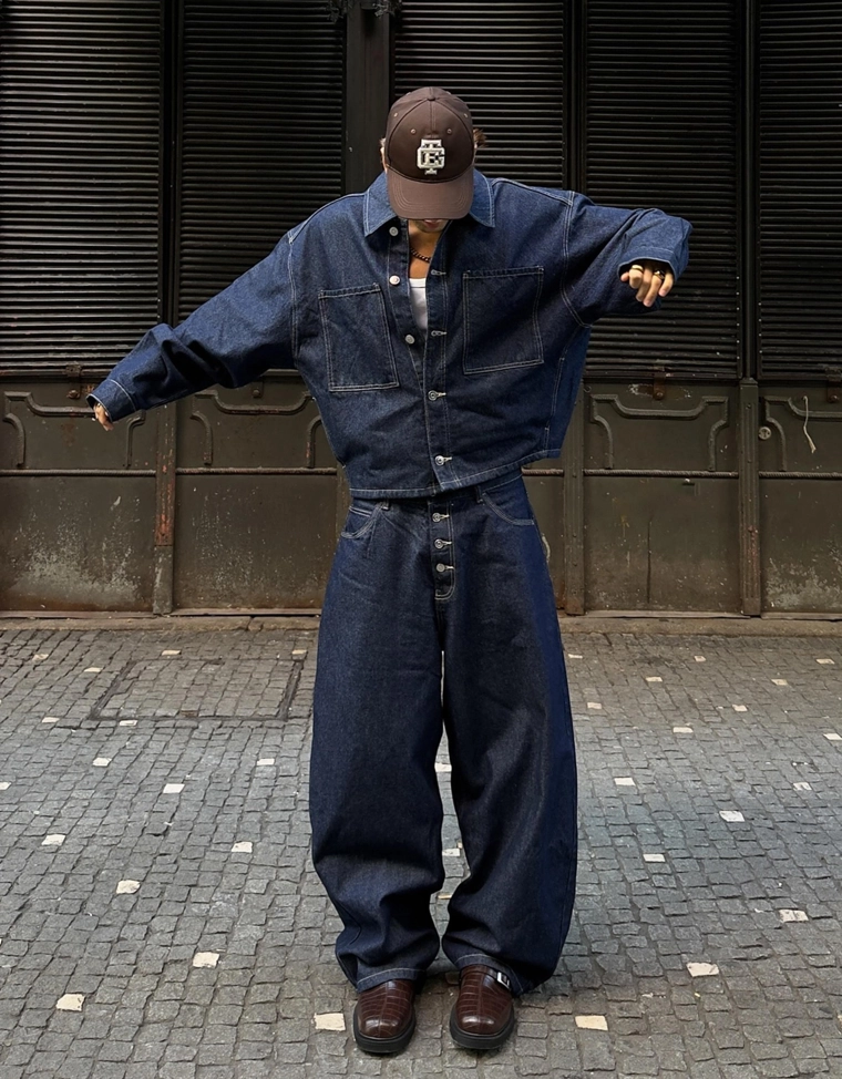 Джинсовая рубашка