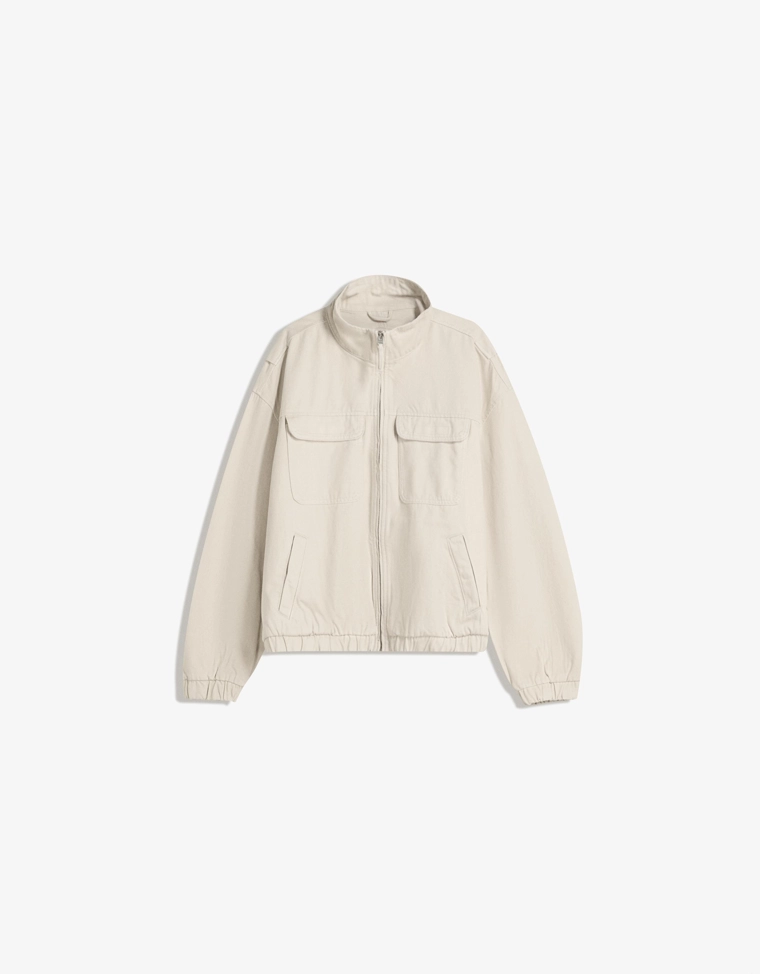 Куртка с карманами