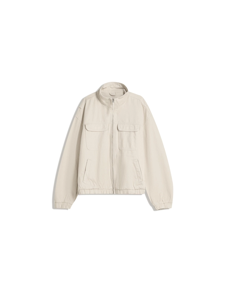 Куртка с карманами