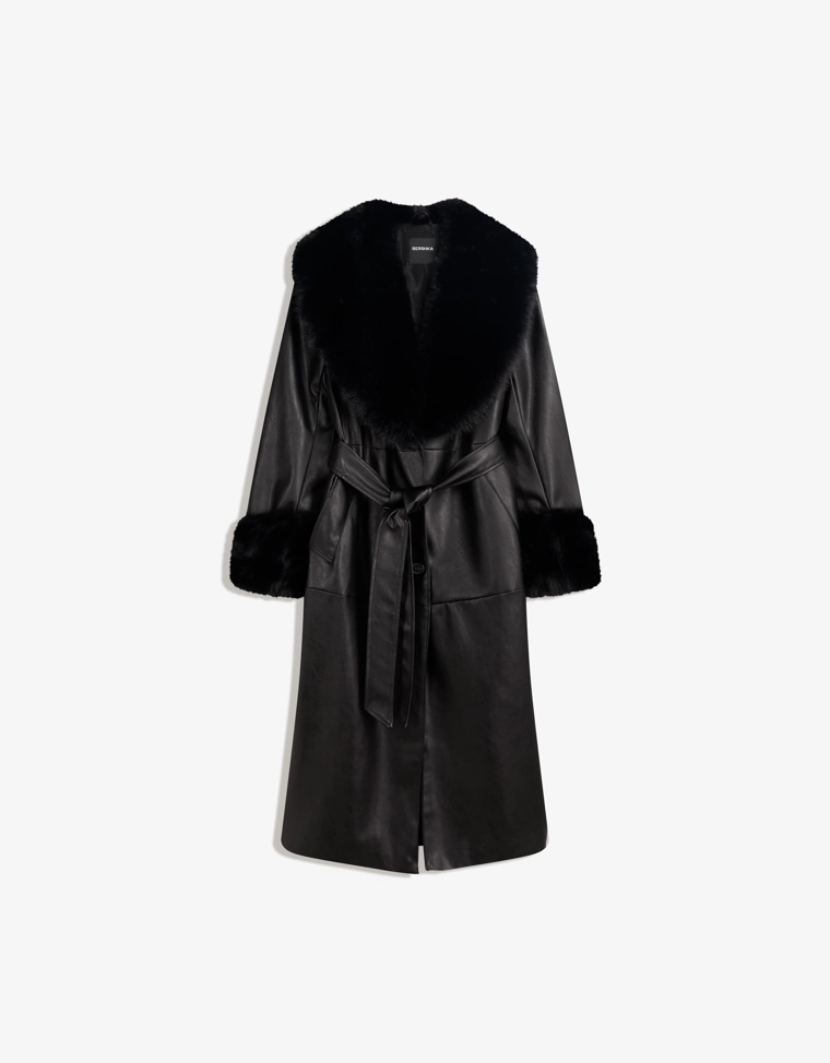 Пальто из искусственной кожи с отделкой из искусственного меха