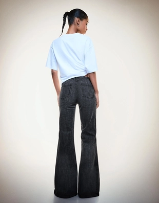 Джинсы клеш комфортные с карманами- Заказать в России