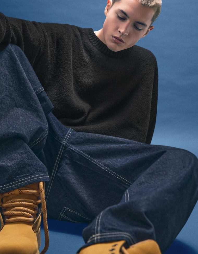 Укороченный свитер