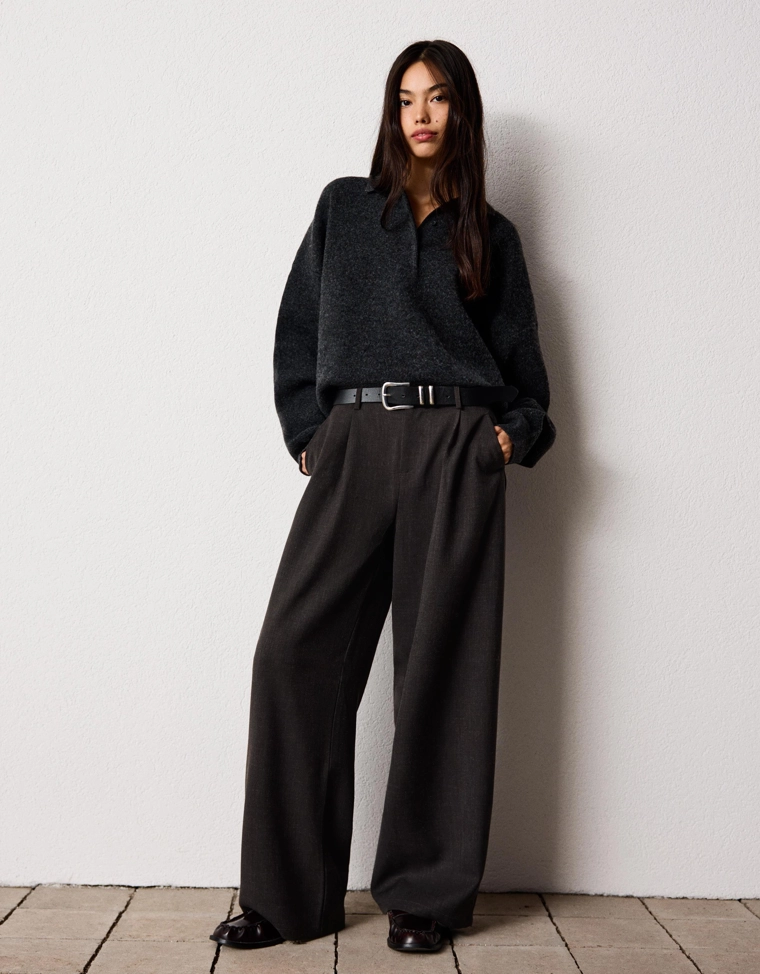 Брюки объемного кроя из двухслойной ткани