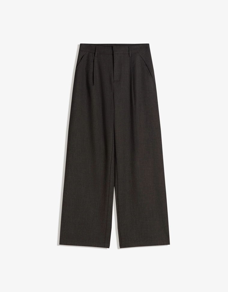 Брюки объемного кроя из двухслойной ткани