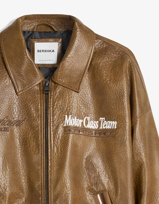 Куртка из искусственной кожи с вышивкой- Заказать в России