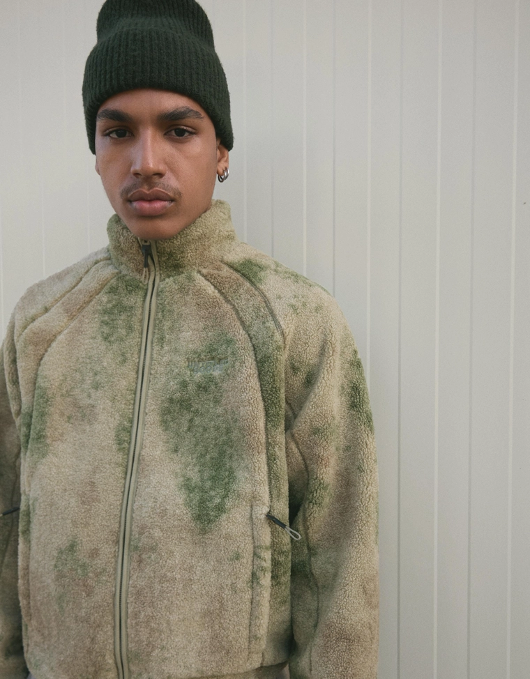 Куртка из искусственной овчины