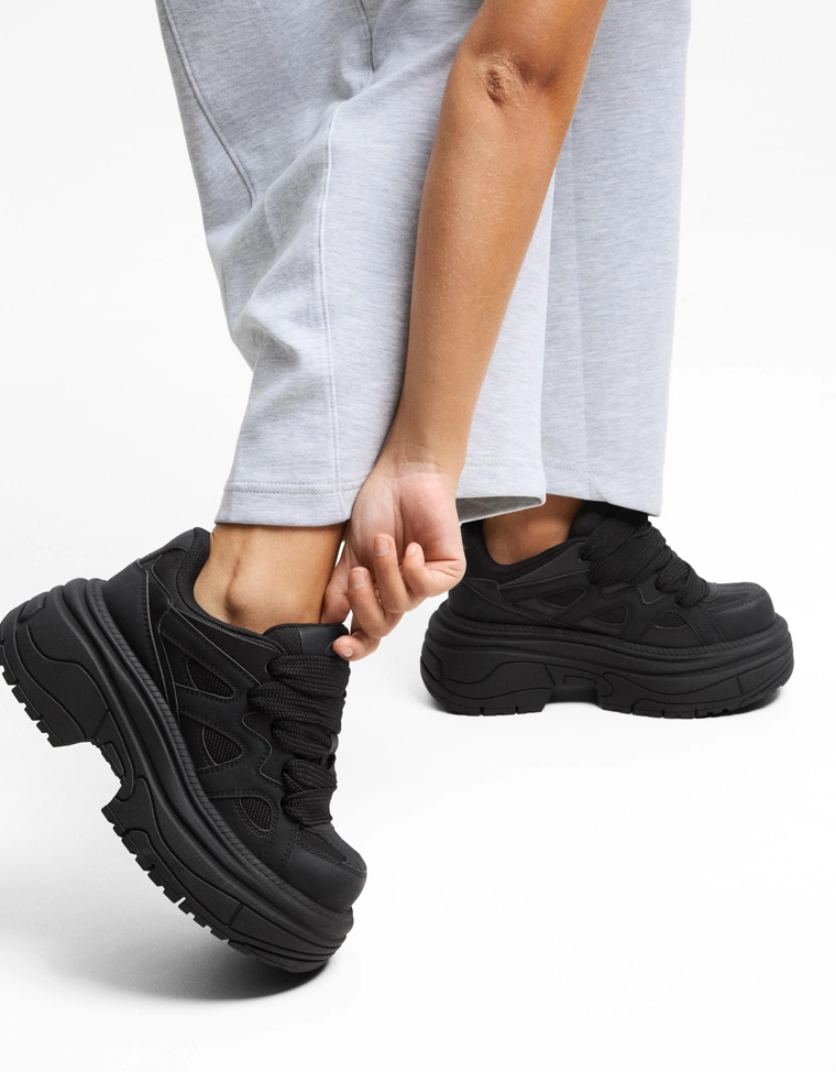 Кроссовки на платформе XL