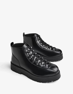 Ботинок с металлическими деталями- Заказать в России