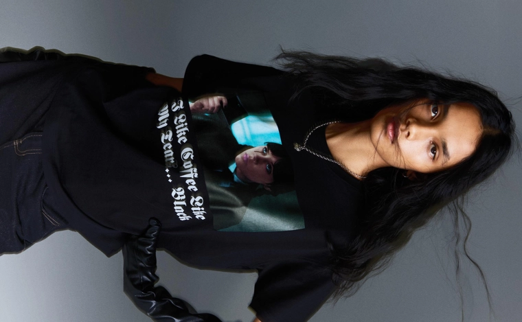 Футболка с короткими рукавами и принтом Wednesday