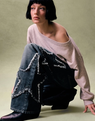 Джинсы свободного кроя с вышивкой в виде звезд- Заказать в России