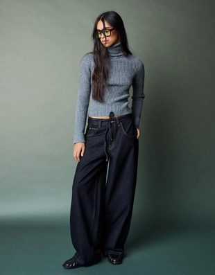 Джинсы WIDE LEG BARREL с ремнем- Заказать в России