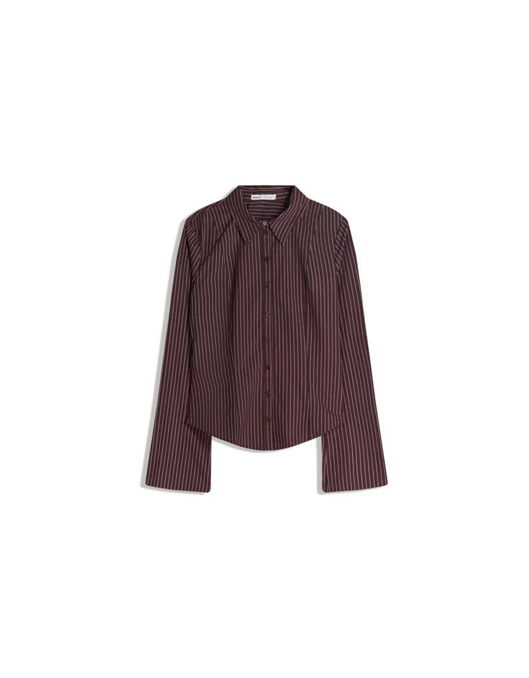 Рубашка облегающего кроя с расклешенными рукавами