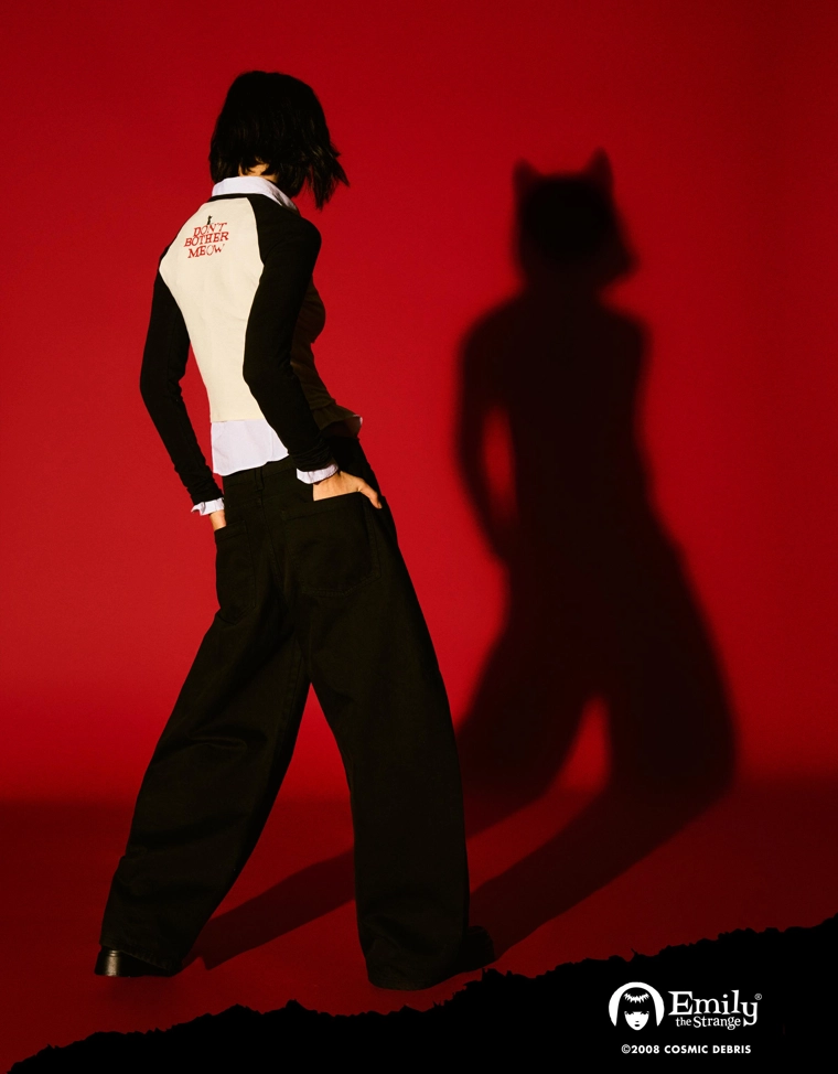 Футболка с длинными рукавами и принтом Emily the Strange