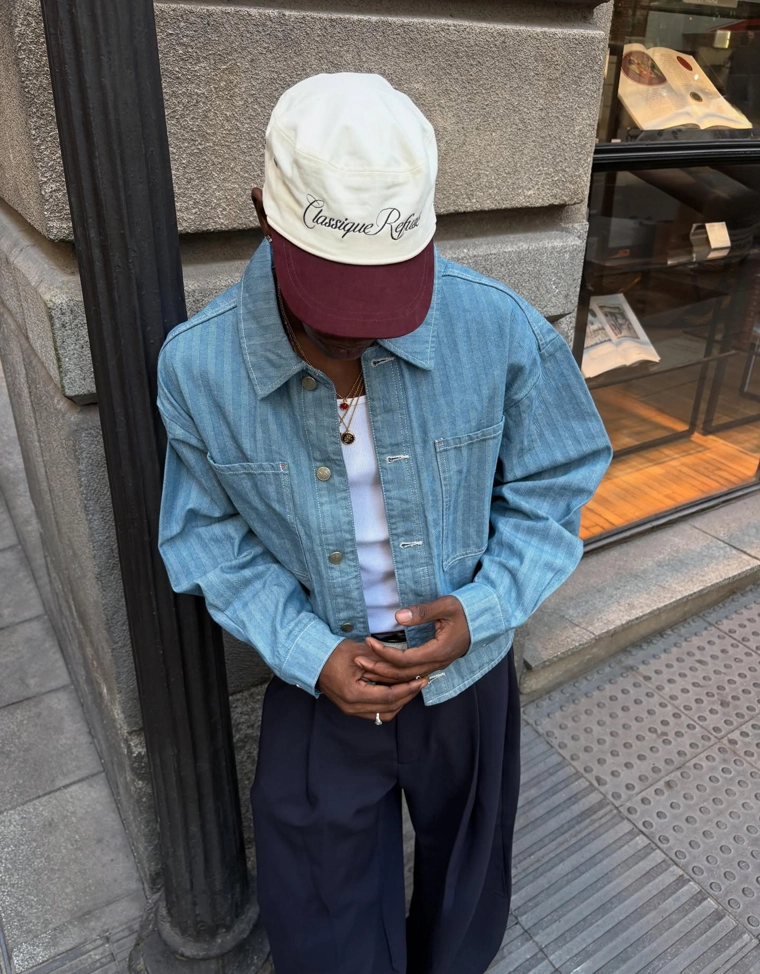 Брюки barrel с защипами приталенного кроя