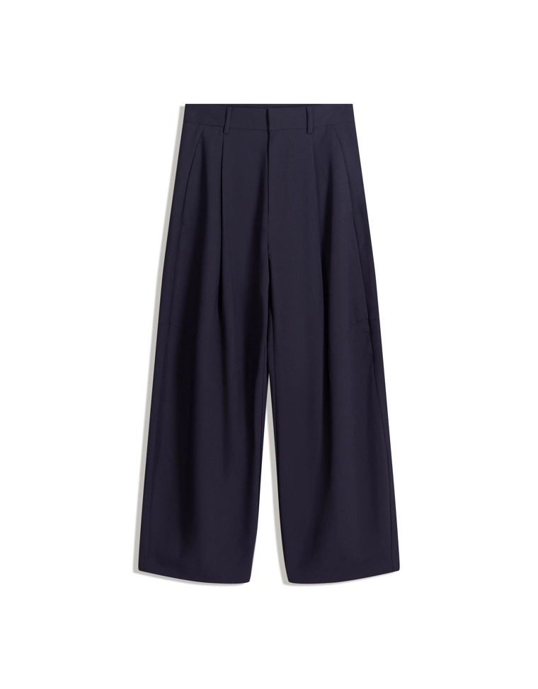 Брюки barrel с защипами приталенного кроя