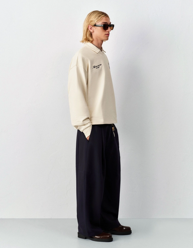 Брюки barrel с защипами приталенного кроя