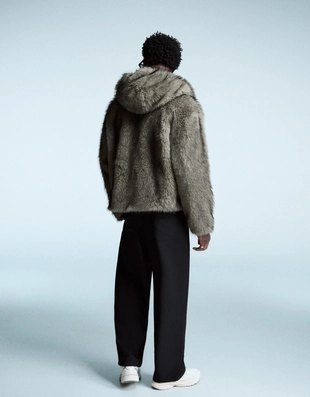 Куртка из искусственного меха с капюшоном- Заказать в России