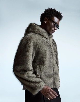 Куртка из искусственного меха с капюшоном- Заказать в России