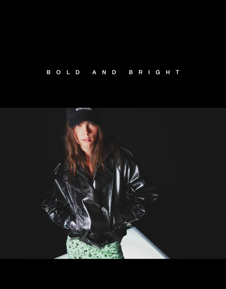 Короткий плащ-тренч из искусственной кожи