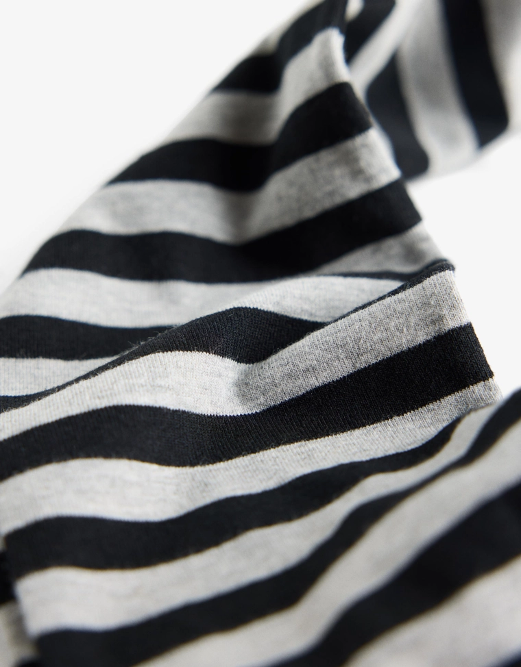 Очень длинный шарф с принтом