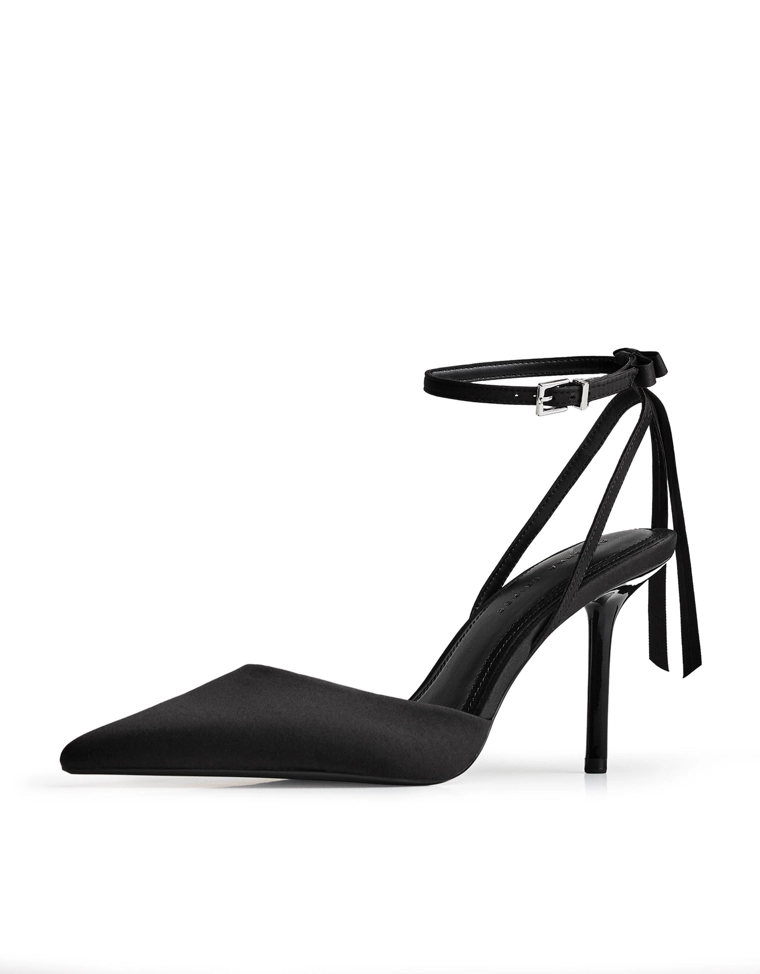 Туфли на каблуке с бантом