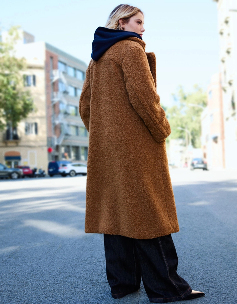 Длинное пальто из искусственной овчины