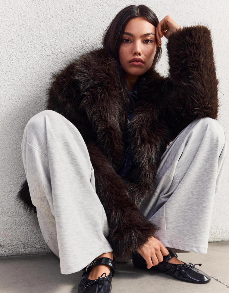 Куртка из искусственного меха