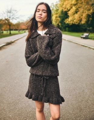 Мини-юбка с воланом и бантом- Заказать в России