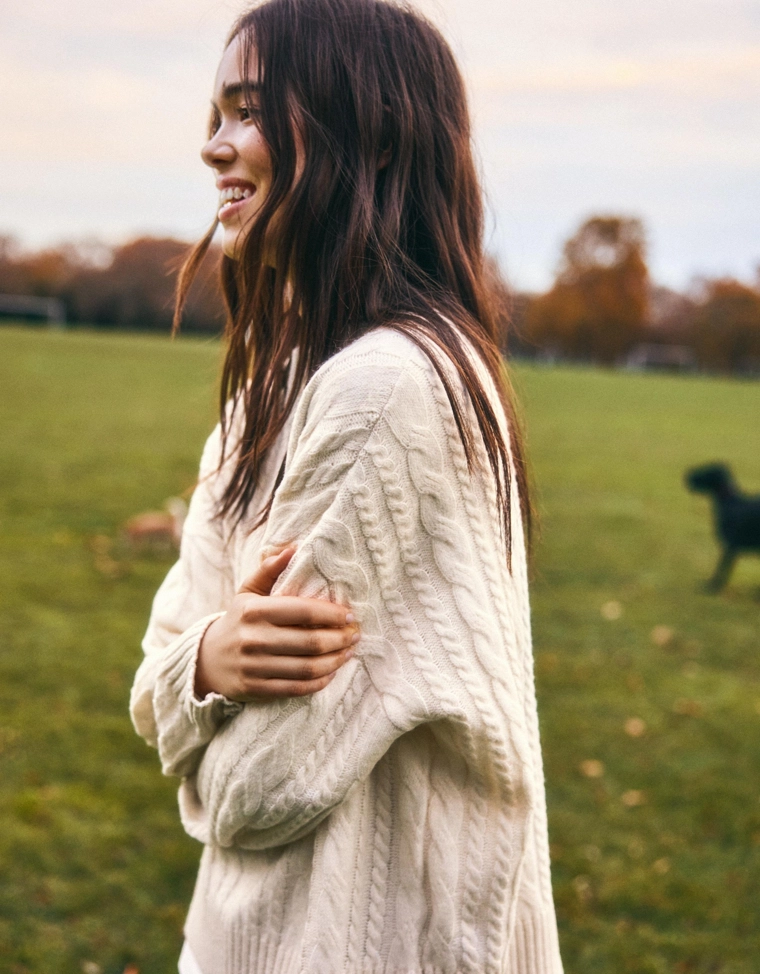 Свитер с узором «Косы»