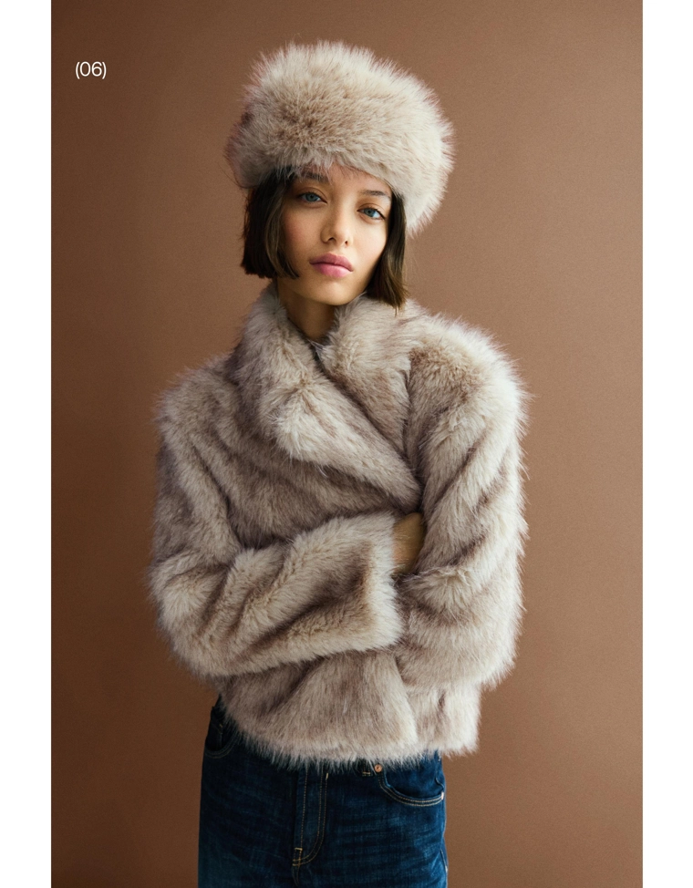 Шапка из искусственного меха