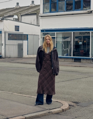 Шифоновое платье миди с кружевом- Заказать в России