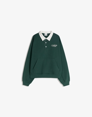 Джемпер с принтом и воротником поло- Заказать в России