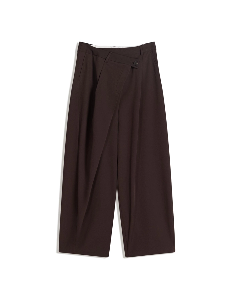 Брюки с поясом на запахе