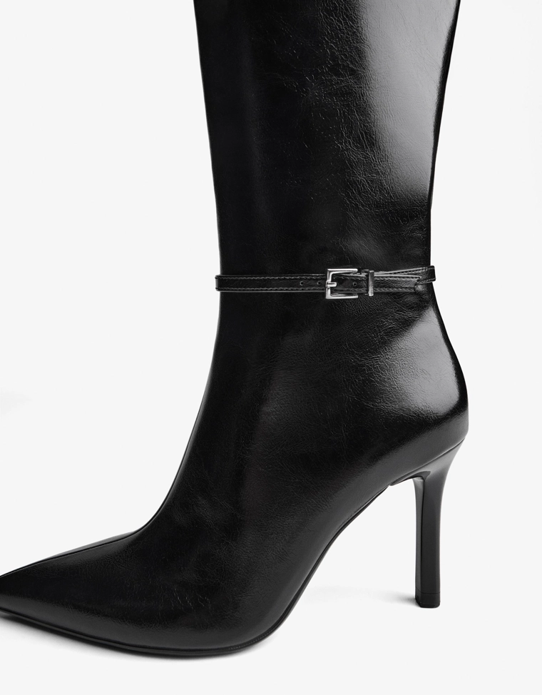 Heeled boots with buckle detail