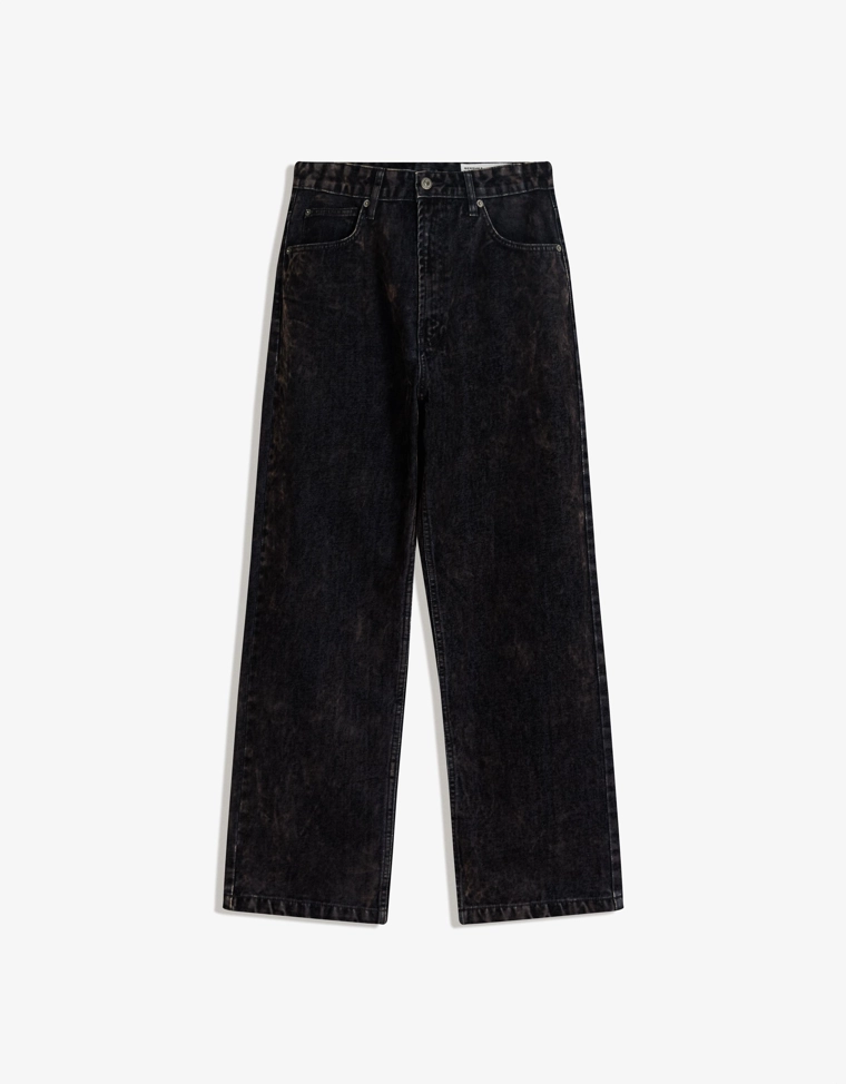 Джинсы свободного кроя с необработанными краями