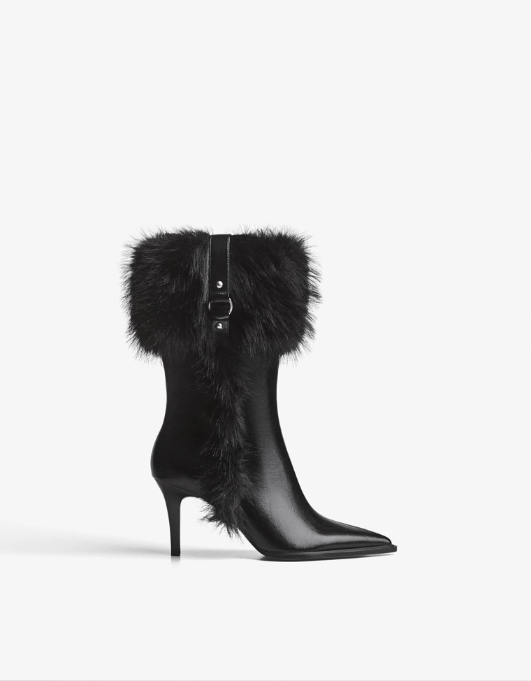 Heeled ankle boots with fur detail