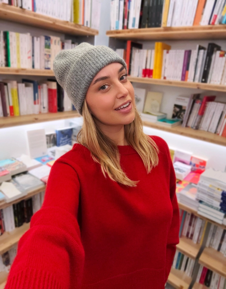 Свитер оверсайз с рифленым низом